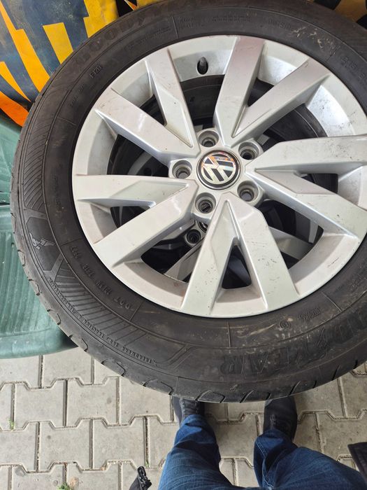 Джанти с гуми VW Passat B8 5x112 R16 215/60/16 оригинални комплект