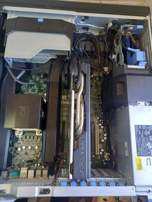 Kомпютър DELL PRECISION T3610 Intel Xeon E5-2680v2 48gb RX 570