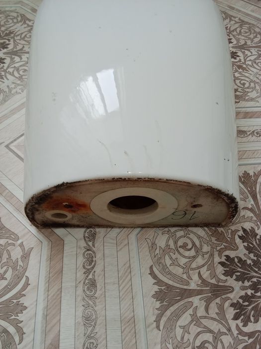 Бачок унитаза без крышки