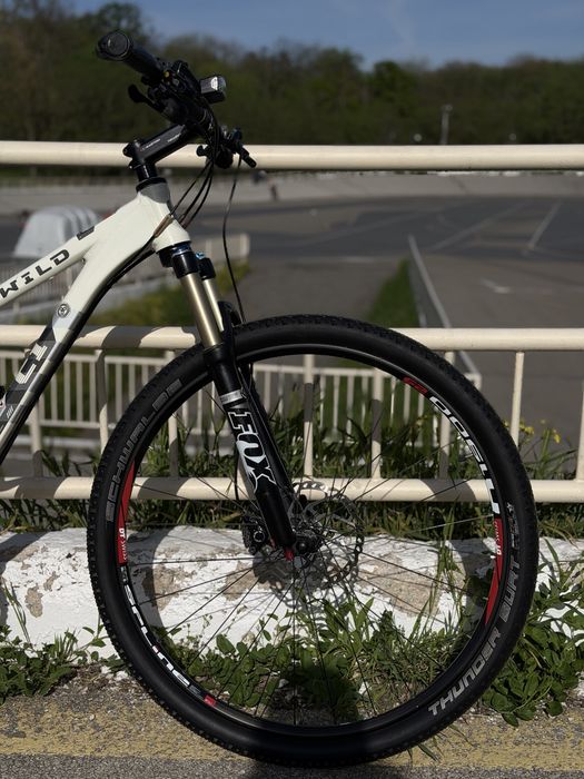 Bicicletă MTB Rotwild C1 – 29” – echipare FOX / Shimano – stare foarte bună