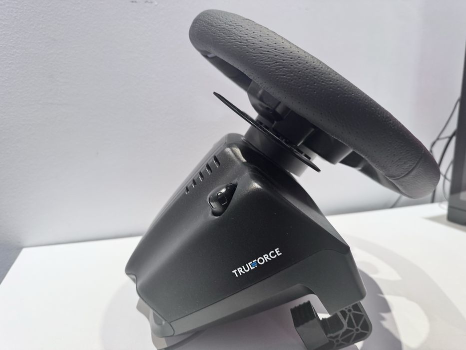 Logitech g923 trueforce + shifter