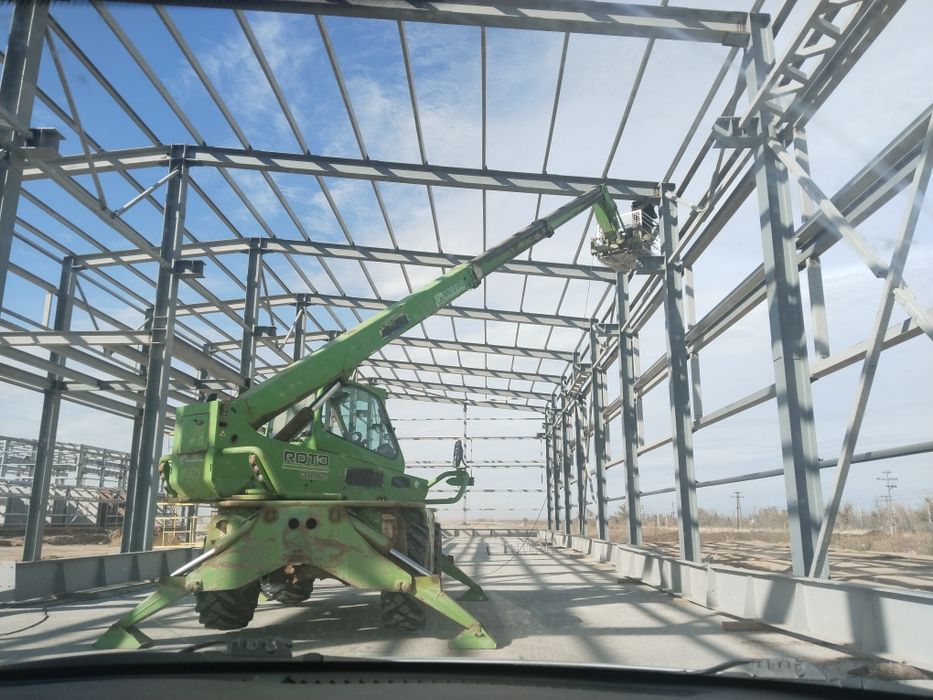 Телескопический погрузчик  маниту  manitou