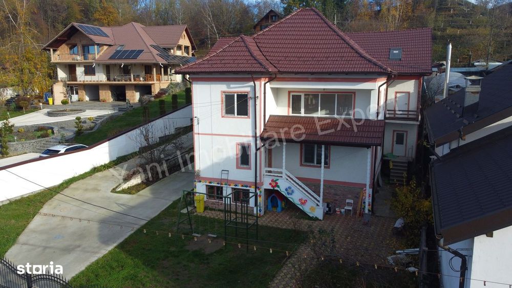 Casă de închiriat în Curtea de Argeș.