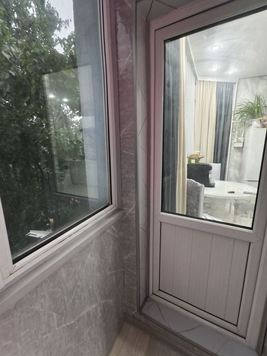 Продам 2 комн квартиру улучшенной планировки