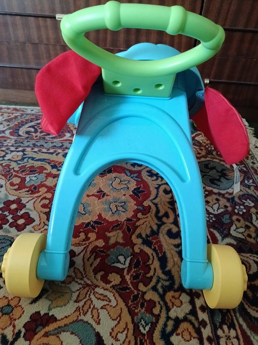 Бебешка проходилка и количка за бутане-пате