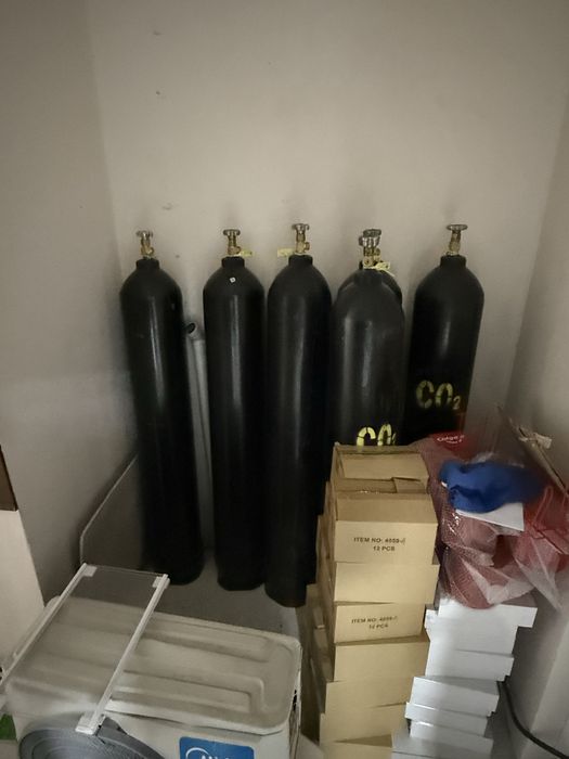 Продам кислородные баллоны