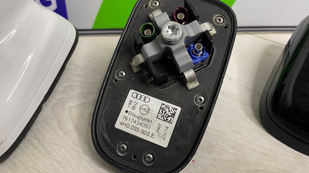 Антенa AUDI A6 A7 A8