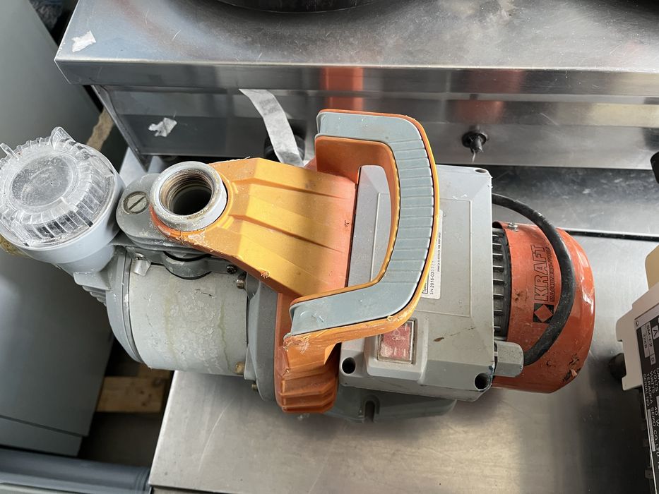 Водна помпа електрическа