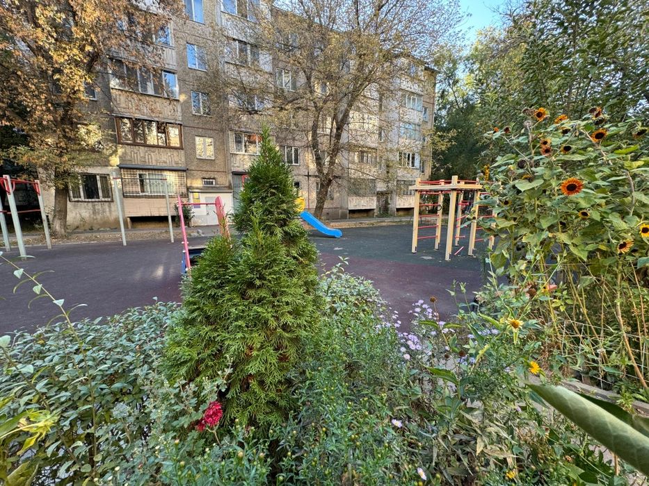 Продам квартиру 4 комнатную