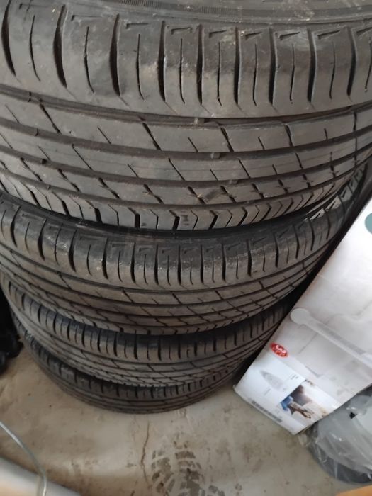 Vând jante originale BMW 205 55 r16 de seria 1/3 cu cauciucuri noi