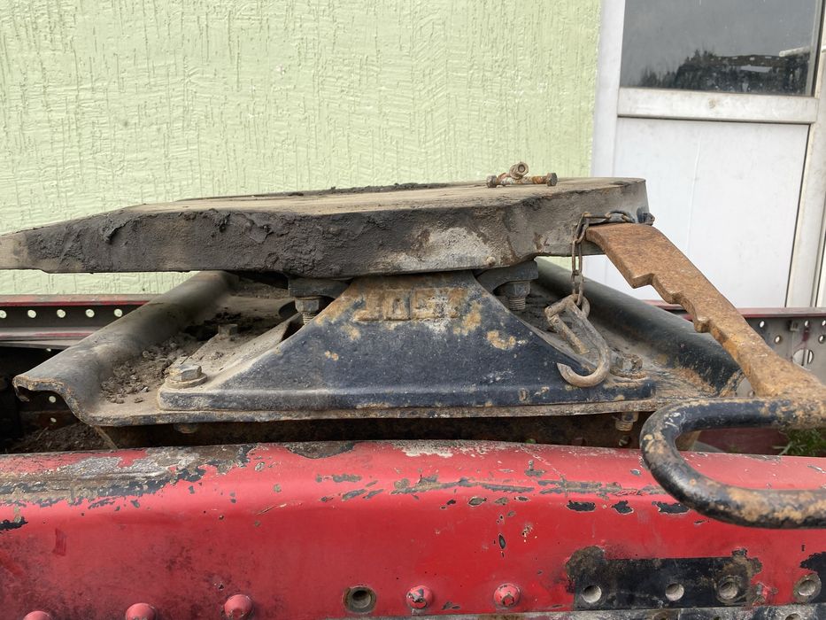 Продам Седло JOST