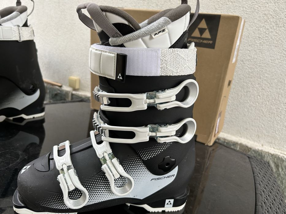 Clapari Fisher Zephyr 9 VCM - noi