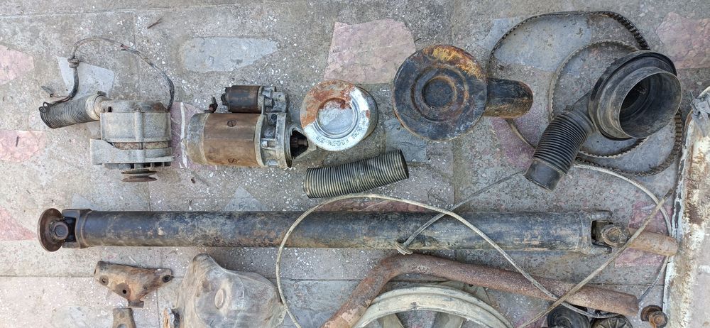 Piese Vw LT 2,4 Diesel anii '80 cutie viteze,  electromotor, etc