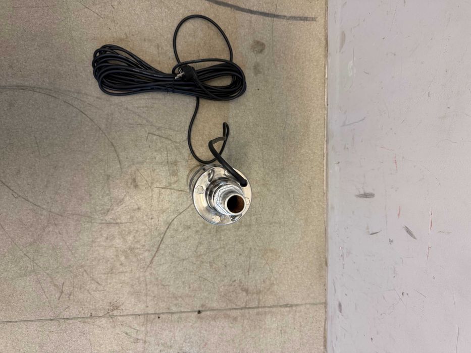 Сондажна винтова помпа 750W 1" 33L/min 55m WP34