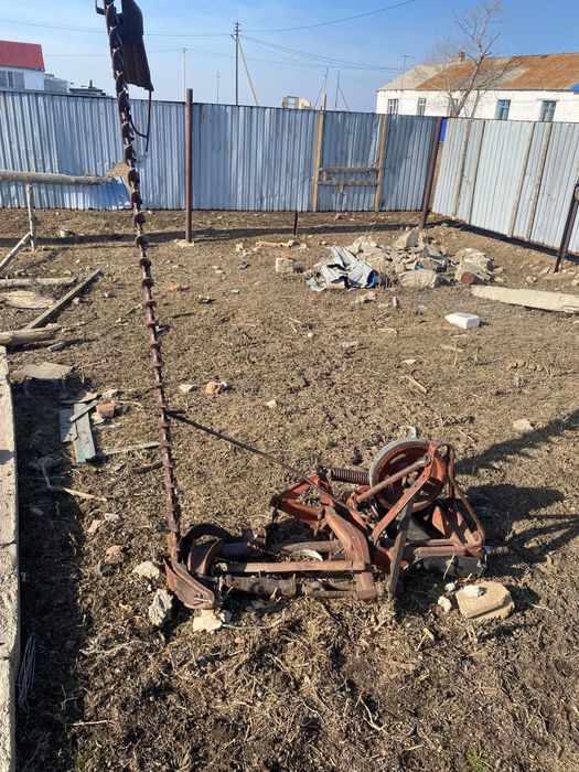 Продаю трактор !!!