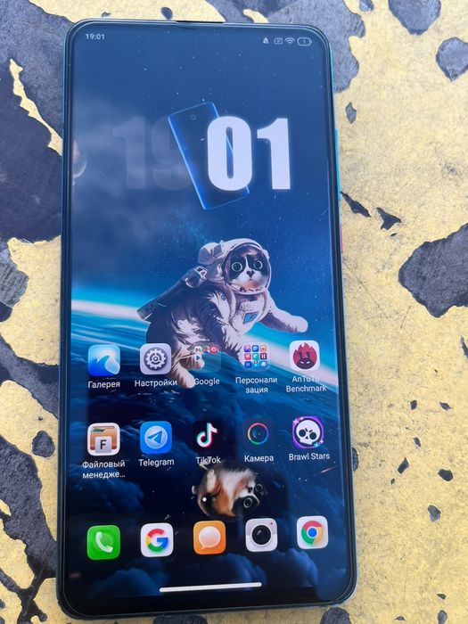 Xiaomi Mi 9T 6/64 — ОБМЕН / ПРОДАЖА