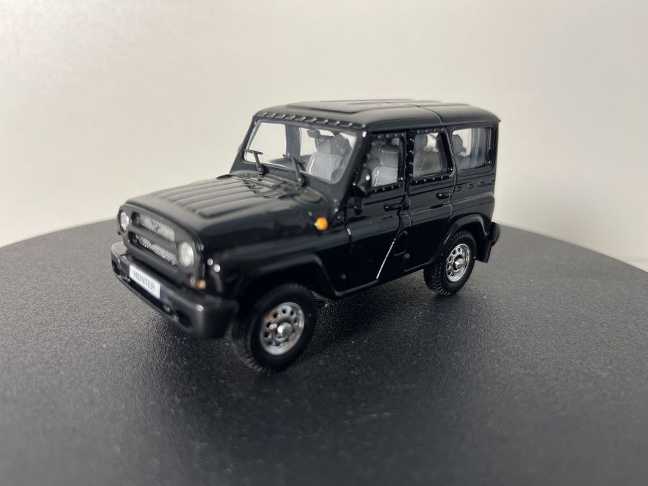 Продам модел УАЗ, Нива 1:43