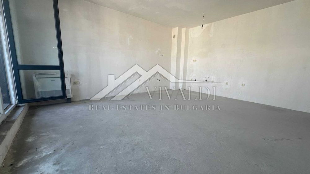 Продава се Тристаен апартамент в Варна, Левски - 86 кв.м за 2547 €/кв.м - Снимка #4