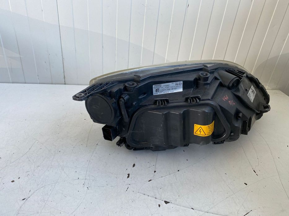 Far stanga xenon RHD Volvo V40 31420009