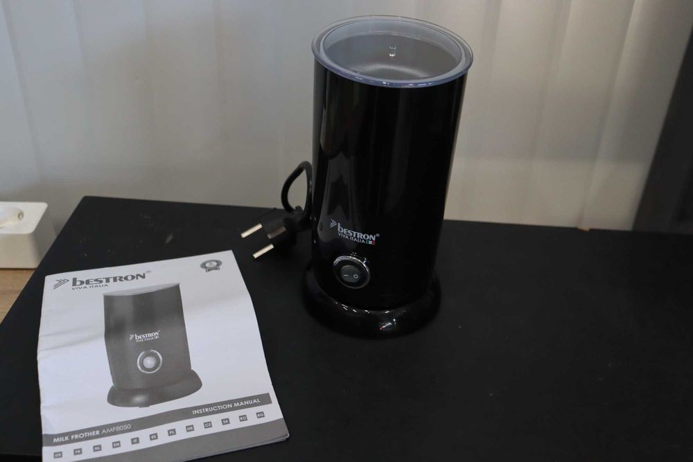 Bestron Viva Italia пенообразувател за мляко 300ml, Безжичен, 550W