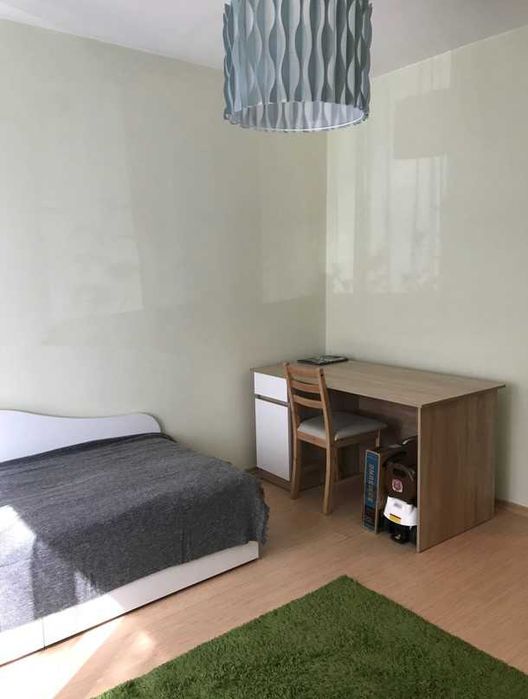 Дава се под наем Тристаен апартамент в София, Гоце Делчев - 90 кв.м за 714 € - Снимка #3