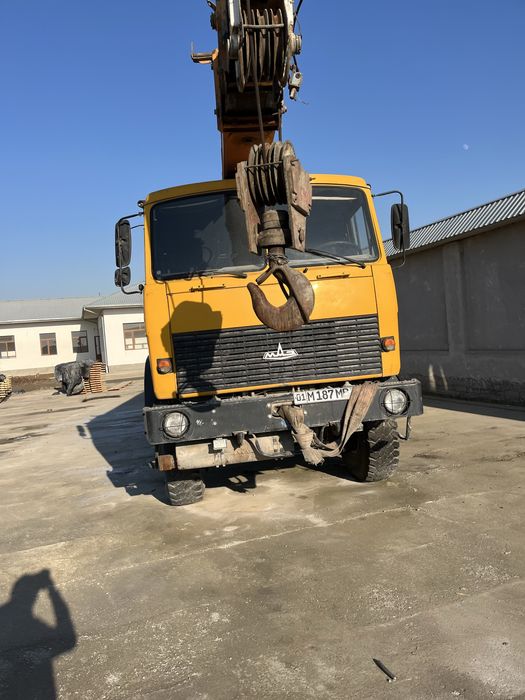 Autokran Super Maz 25 Ton
