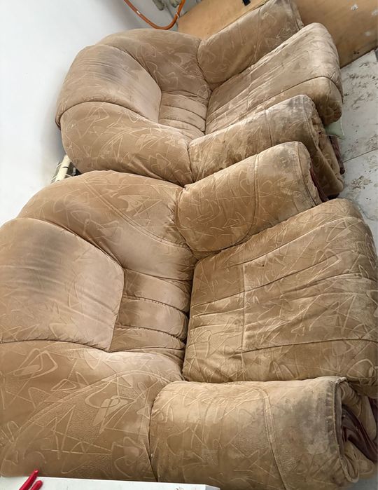 Диван раскладной с двумя креслами