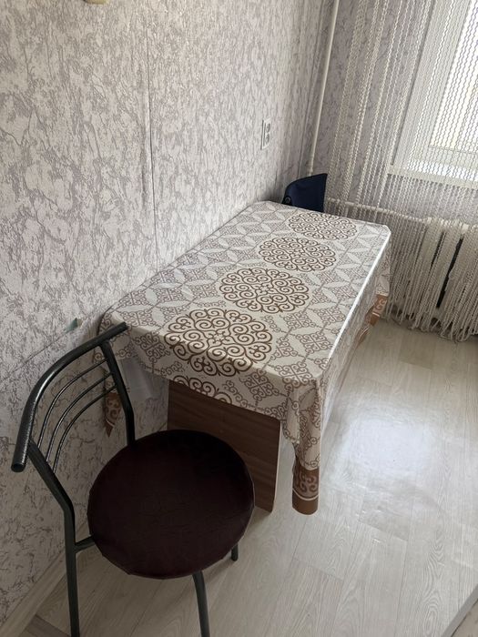 Продам сафу,шкаф