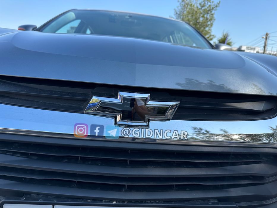 Накладка на Эмблему Трекер 1 и 2