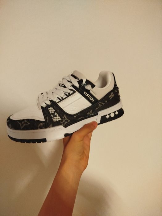 Vand Louis Vuitton Trainer,Alb,Negru