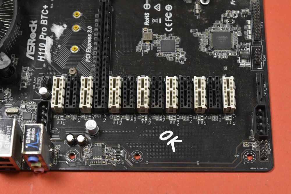 Дънна платка Asrock H110 Pro BTC + 4 GB DDR4 + Intel Celeron G3950 + Cooler - в кутия