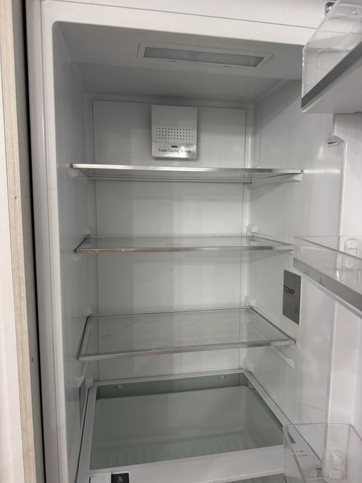 Холодильник/ Тоңазытқыш