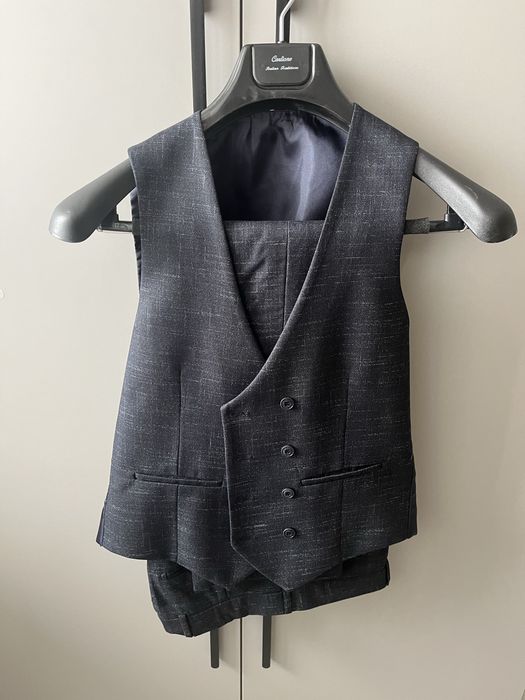 Мужской костюм тройка