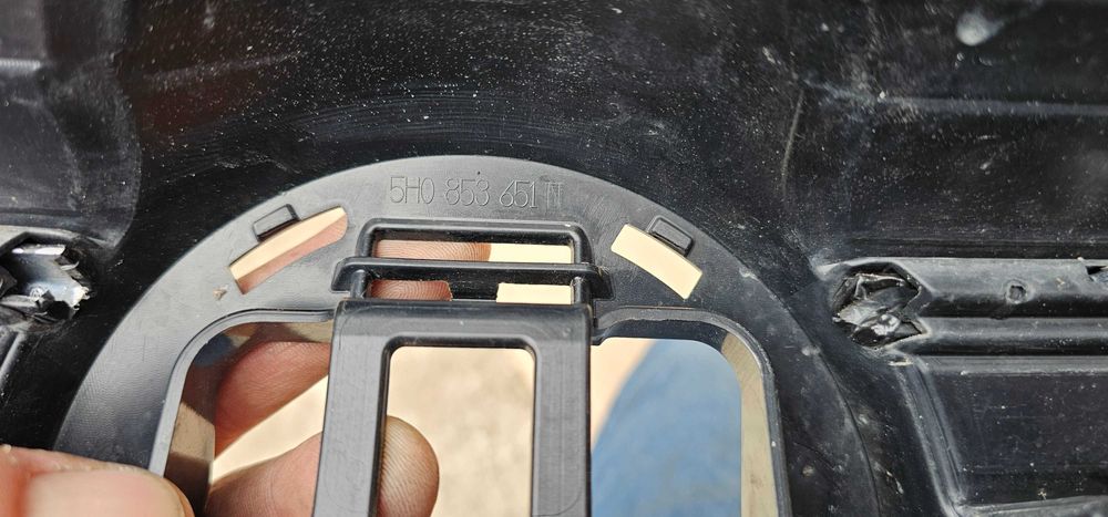 Grila radiator Vw Golf 8 / 2020 / 2021 / 2022 2023