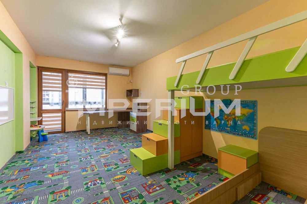 Продава се Тристаен апартамент в Варна, Възраждане 4 - 115 кв.м за 1042 €/кв.м - Снимка #12