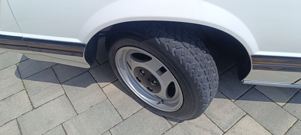 Ford Mustang mașină de epocă