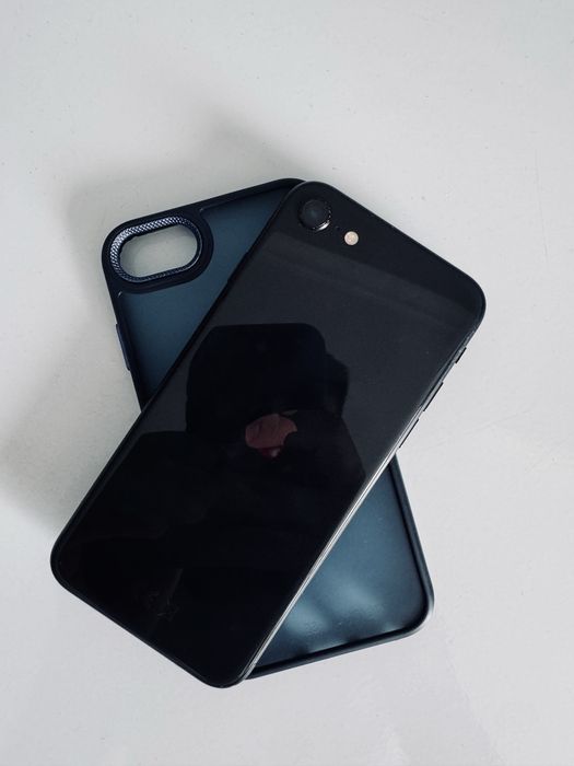 iPhone SE (2-го поколения)
