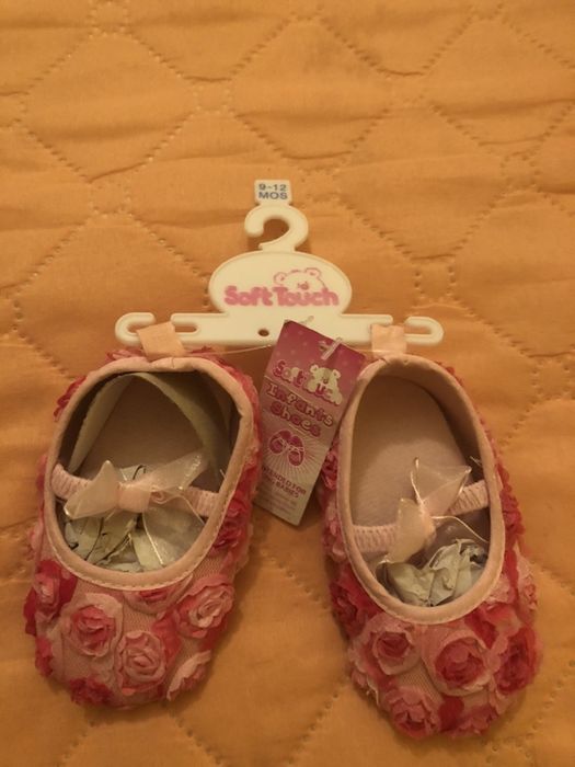 Дрехи за момиче- блуза, боди,суичър, панталон 9-12 мес. Чисто нови