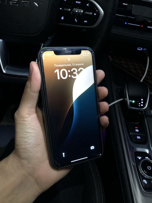 iPhone 11  128GB 79%