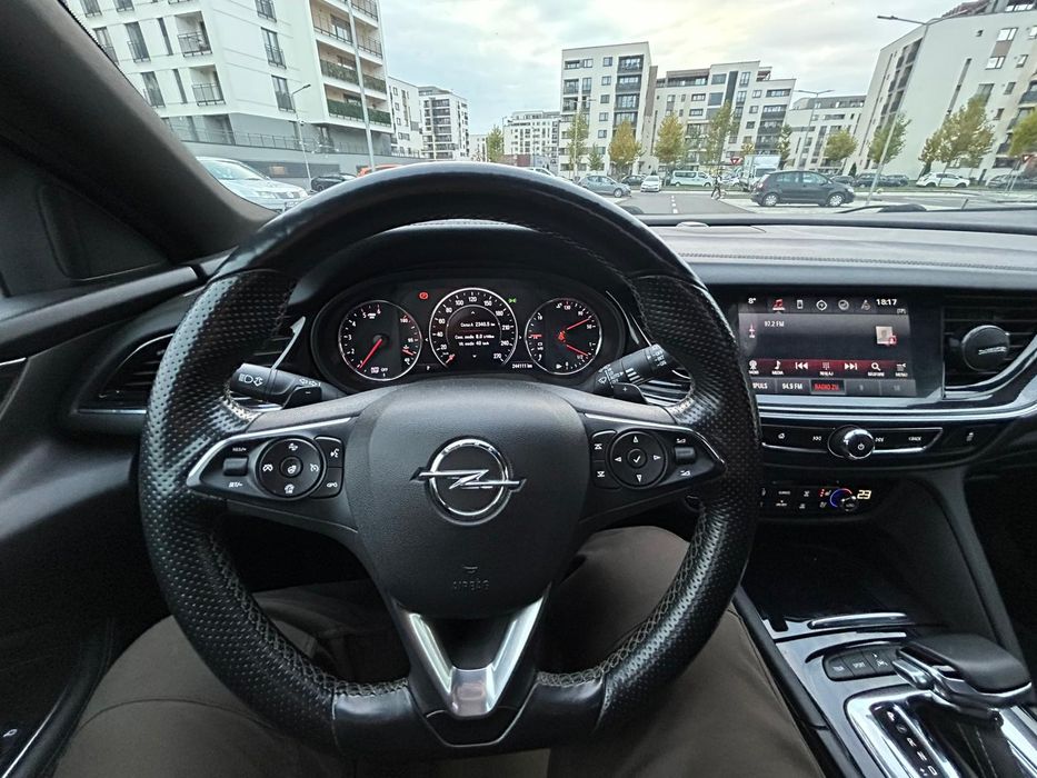 Opel Insignia 2.0 cdti, automata, camera, trapa, hud