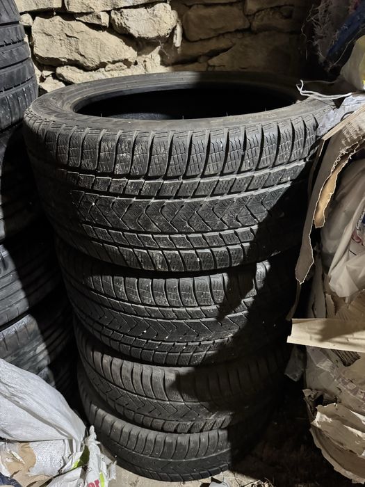 RUNFLAT Зимни гуми 245/45/19 и 275/40/19 Pirelli Sottozero 3