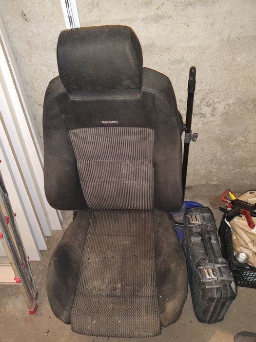 Предни седалки recaro цели за части