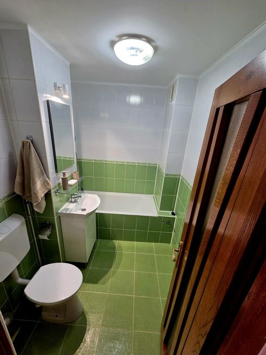 Vând apartament 3 camere