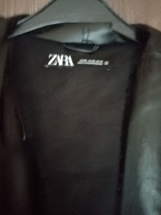 trenci zara s 100 lei/buc