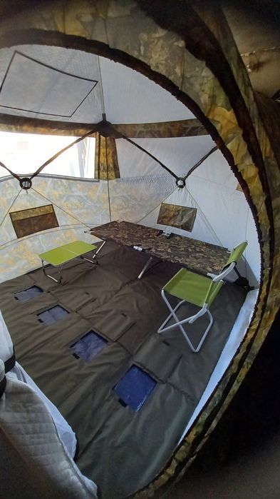 Продам палатку медведь куб4