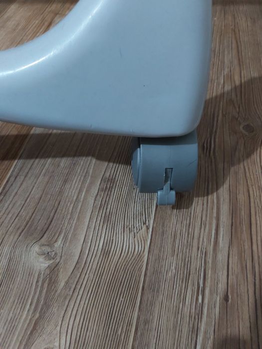 Детскии стульчик