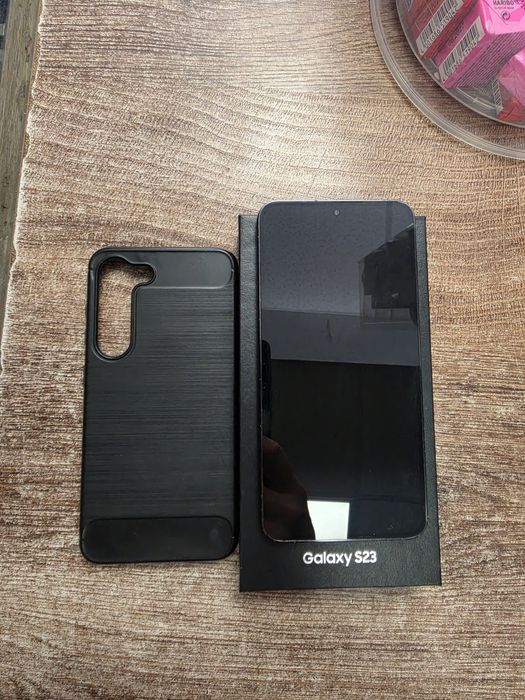 Samsung S23 128GB черен