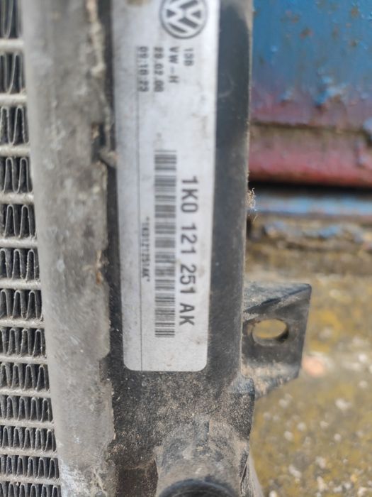 Воден радиятор за сеат леон голф5 помпа за резорвоара