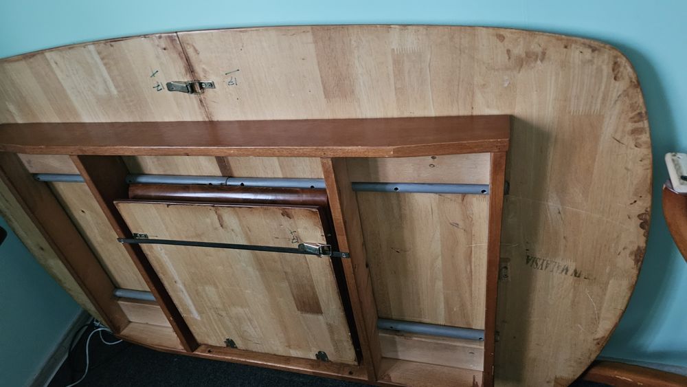 Маса и 4 стола от тиково дърво