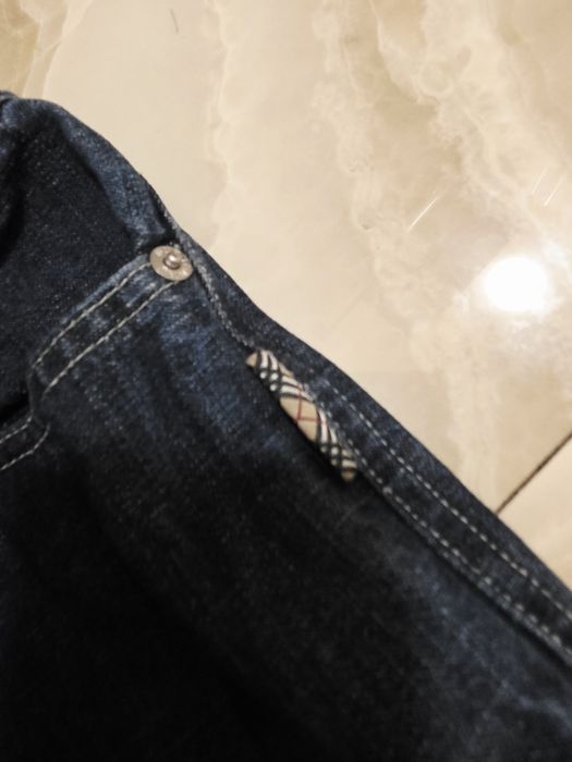 Blugi Burberry stare foarte bună 6 ani culoare bleumarin